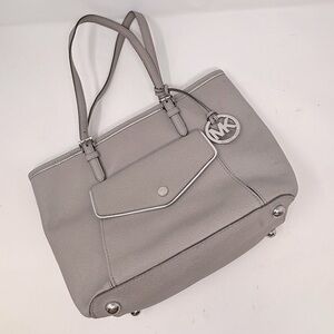 Micheal Kors Purse